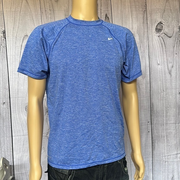 Nike Dri-Fit Men’s Blue‎ Heather Tee. Size Medium. - Picture 1 of 3
